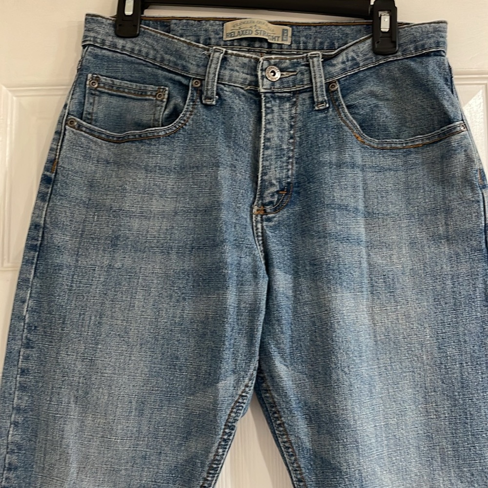 WRANGLER Originals EUC Men’s Relaxed Flex Straight Jeans. 30” Waist, 30” Length.